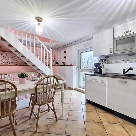 Fleurs Des Champs - Neuf - Confort - Calme - Parking - Familial Apartament