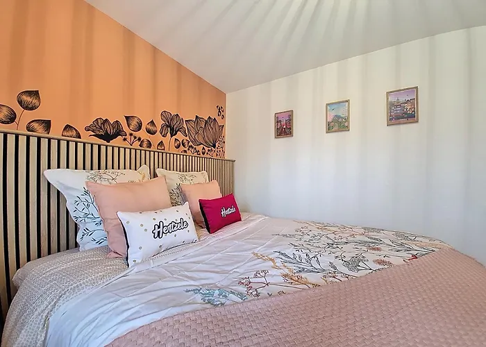 Apartament Fleurs Des Champs - Neuf - Confort - Calme - Parking - Familial
